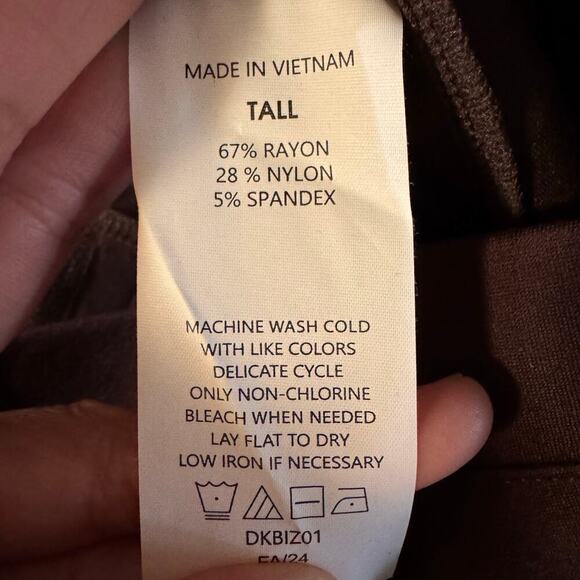 NWT Quince Ultra Stretch Ponte Straight Leg Pant Brown Medium Tall - Picture 7 of 8